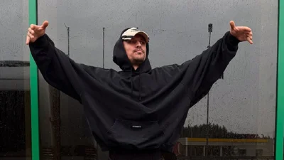 "Последнее фото прям провоцирует": новый Холостяк Тарас Цимбалюк взбудоражил сеть очередной фотосессией