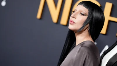 Прическа с японскими корнями захватывает TikTok - ее уже попробовала Майли Сайрус и Леди Гага