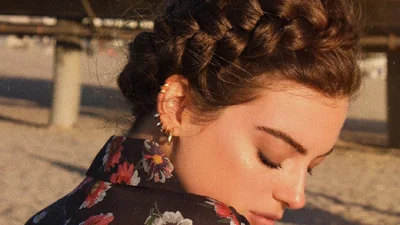 Коса, яка підкорює TikTok: головна зачіска весни 2025