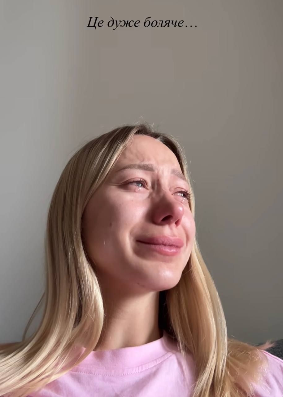 Жена Виктора Павлика в слезах призналась, что ждет от сына только одной фразы - фото 712880