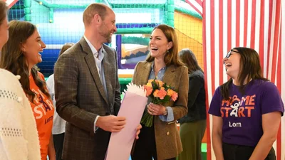 Они сияют: Кейт Миддлтон и принц Уильям выглядели невероятно влюбленными в годовщину свадьбы