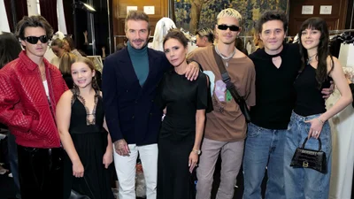 Назріває новий сімейний скандал у зірок: між Бекхемами та їхнім сином Брукліном знову пробігла чорна кішка