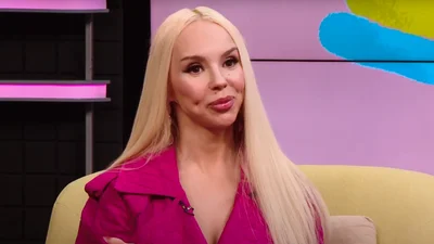 "Він не мій тато", - СолоХа зізналася, що старша донька ревнує її до чоловіка