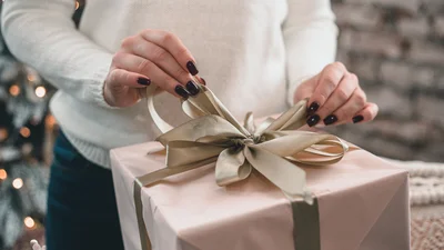 20 идей подарков для мамы, которые точно растрогают до слез