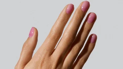 Солодкий тренд сезону: манікюр "сиропного" кольору захоплює весну і літо