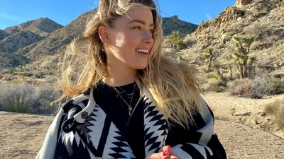 Бывшая Джонни Деппа Эмбер Херд родила двойню - милое фото новорожденных