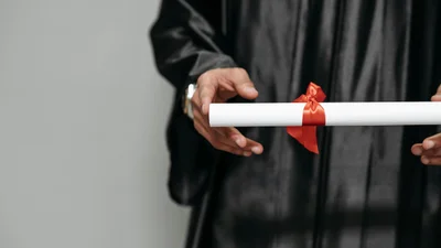 Свідоцтва з відзнакою після 9-го і 11-го класів: хто має на них право