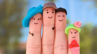 Эмоциональные поздравления с Днем семьи 2025 - красивые открытки и проза, дарящая душевное тепло