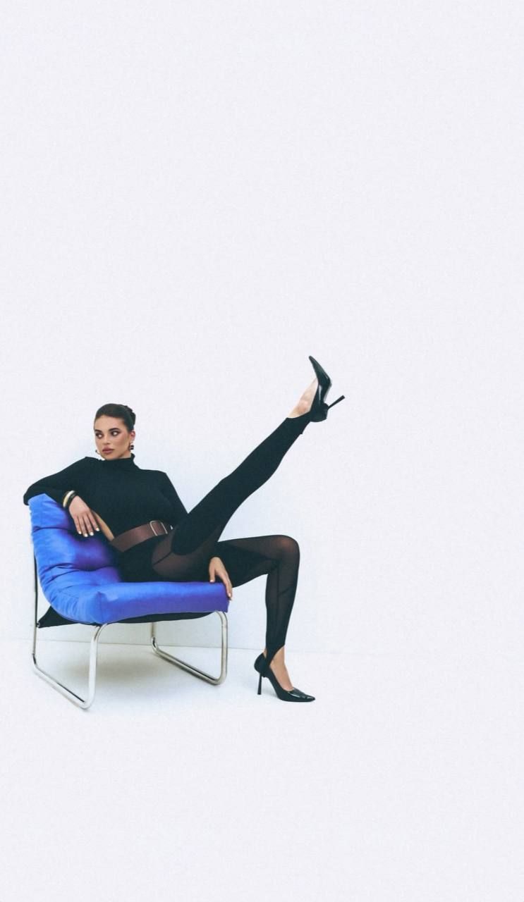 Жена чемпиона закинула ногу, и сеть замерла - смотри горячую фотосессию Кати Усик - 718408 Жена чемпиона закинула ногу, и сеть замерла - смотри горячую фотосессию Кати Усик - фото 718408