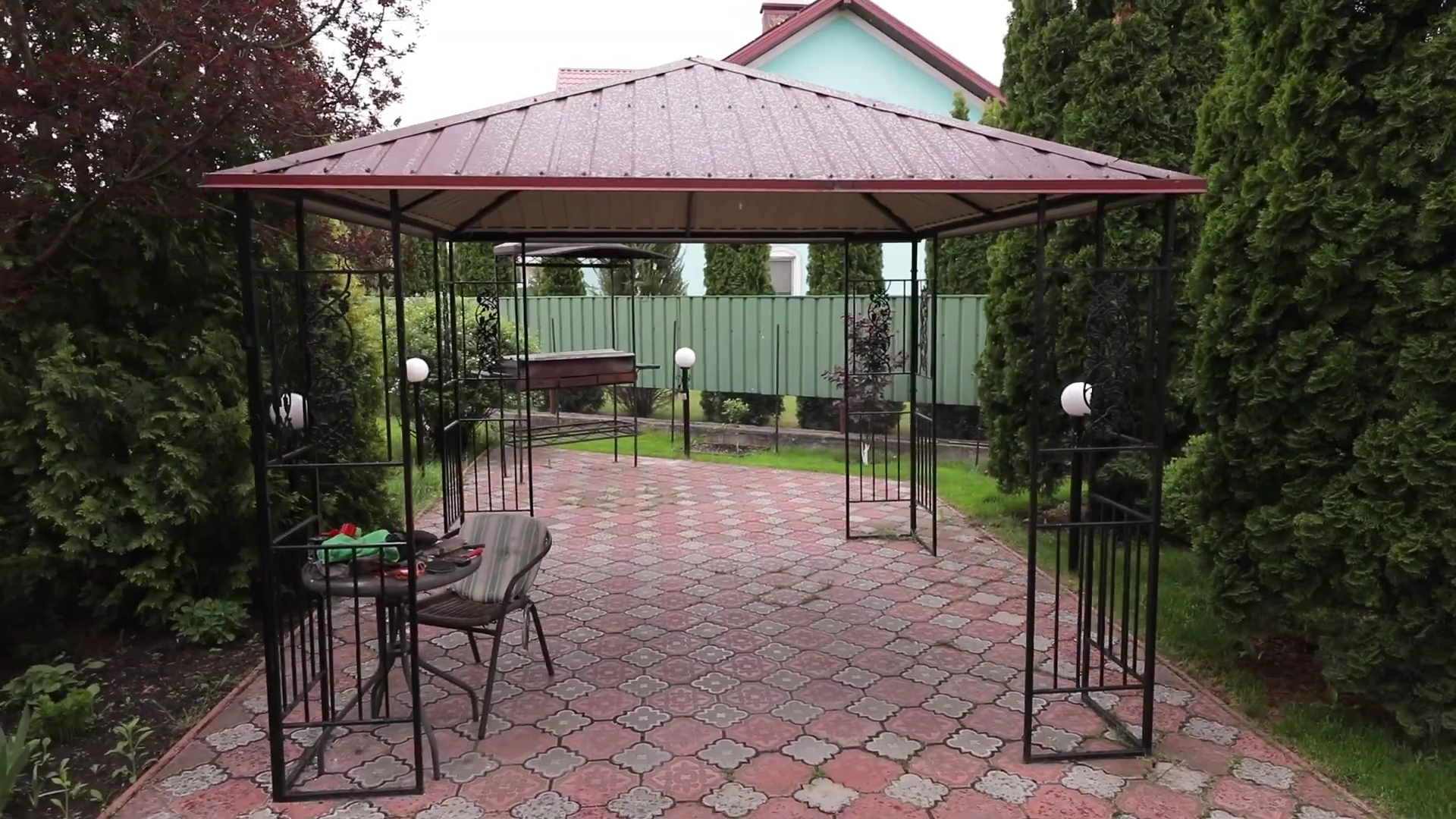 Будинок за 200 тисяч доларів і справжній мініпарк розваг на горищі: як і де живе Яна Глущенко - 718736 Будинок за 200 тисяч доларів і справжній мініпарк розваг на горищі: як і де живе Яна Глущенко - фото 718736