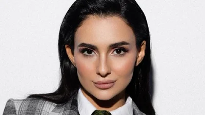 "Тот случай, когда неповторимый оригинал и пародия": Анна Тринчер напомнила Nemo, кто настоящий законодатель моды