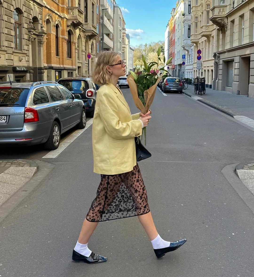 Полупрозрачная юбка - тренд сезона: смотри, как ее стилизуют Instagram-инфлюенсеры - 721550 Полупрозрачная юбка - тренд сезона: смотри, как ее стилизуют Instagram-инфлюенсеры - фото 721550