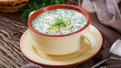 Окрошка на айране – очень вкусный рецепт от Павы из "МастерШеф"