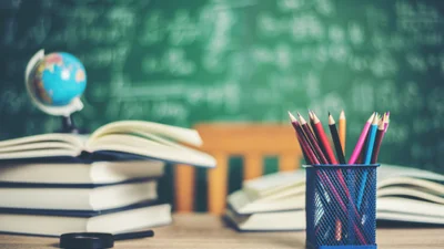 Момент, коли завершується ціла епоха: плейлист до Останнього дзвоника