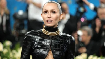 Майли Сайрус попала в реанимацию из-за собственной звезды на Аллее славы - что сказали врачи