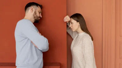Признаки кризиса в отношениях, которые назвали психологи