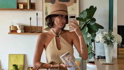 Беремо приклад з парижанок: 5 стильних способів носити льон цього літа