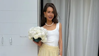 Встречаем лето: стильные образы с белым топом