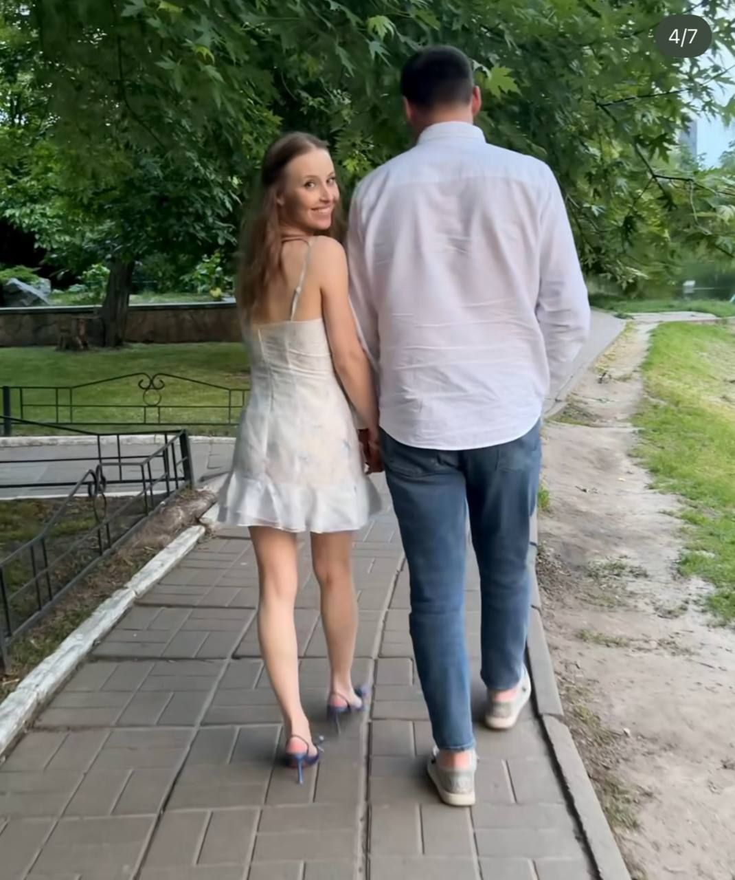 Анна Сагайдачна у своє 36-річчя одягнула міні і показалась з коханим - 725428 Анна Сагайдачна у своє 36-річчя одягнула міні і показалась з коханим - фото 725428