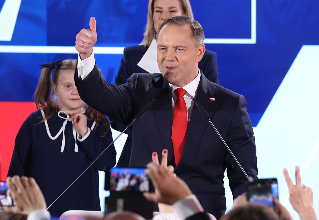 Кася Навроцкая - новая звезда сети: как 7-летняя дочь нового президента Польши 'украла шоу' у папы - 725734 Кася Навроцкая - новая звезда сети: как 7-летняя дочь нового президента Польши 'украла шоу' у папы - фото 725734