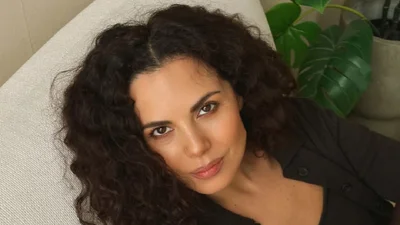 Сочно и по-летнему: Настя Каменских показала главный тренд в макияже губ этого сезона