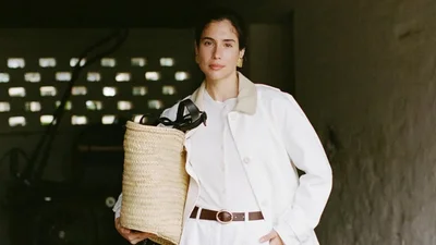 Не только для пляжа: почему соломенная сумка – самый модный аксессуар лета