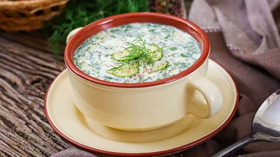 Суперм’ясна окрошка асорті, яка освіжить у спеку