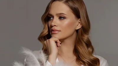 Дружина Віталія Козловського поділилась ідеальним парфумом на літо 2025