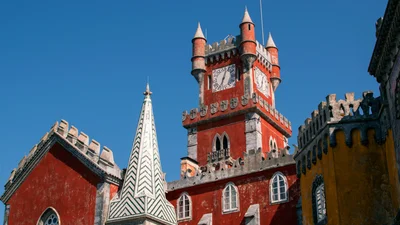 Это самый яркий дворец в Европе, который ты должна увидеть: он значительно отличается от других дворцов мира