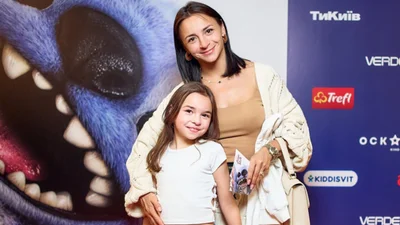 Гвоздева зажгла в пижаме с дочкой: танцевальное видео умилило сеть