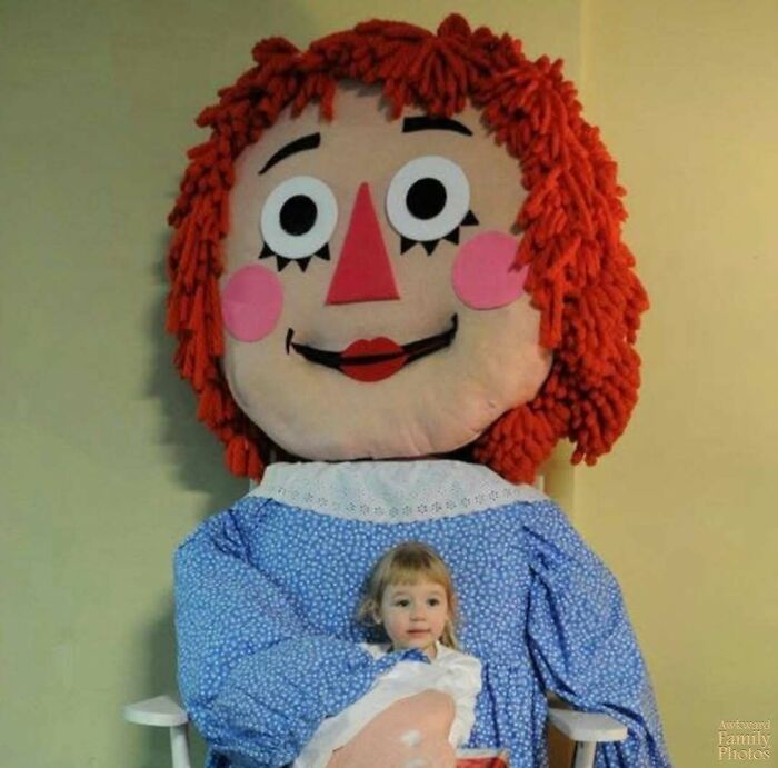 Що тут вбіса коїться: це дивні дитячі фотографії, які хочеться розбачити - 729482 Що тут вбіса коїться: це дивні дитячі фотографії, які хочеться розбачити - фото 729482