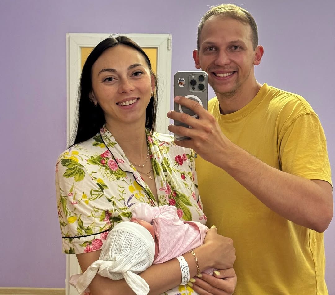 Ірина Геращенко з чоловіком та донькою - 729522 Ірина Геращенко з чоловіком та донькою - фото 729522