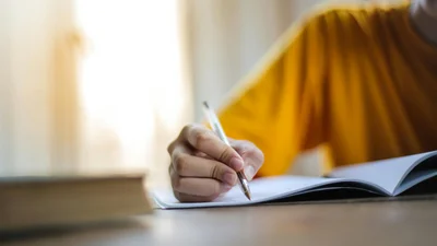 НМТ 2025 з англійської не склали британець і американка: вчителька б'є на сполох