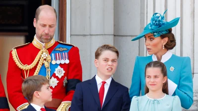 Кейт Миддлтон одним предложением укротила озорника Луи - что она сказала принцу, чтобы он был "паинькой"