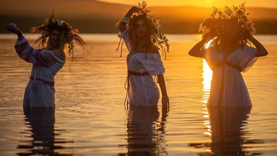 Ивана Купала 2025 - подборка стихов о языческом празднике для хорошего настроения