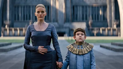 Автор считал, что эта книга непригодна для экранизации, но проект оказался мегауспешным – "Фундацию" продлили на 3 сезон