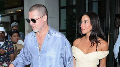 Брэд Питт отмахнулся от поцелуя Инес де Рамон ради другой женщины - и это на глазах всего мира