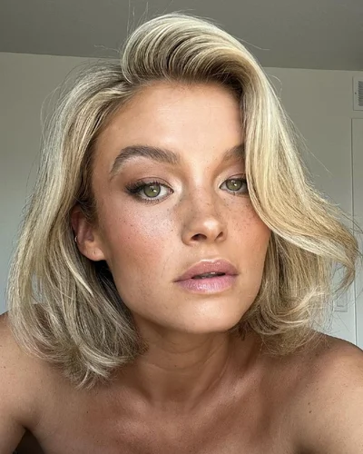 Порно күйеуі көзін байлап, досына берді