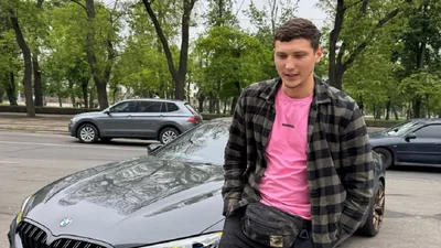 Наречений Нікітюк відповів хейтерам, за які гроші купив Rolls-Royce, на якому зустрічав ведучу з пологового