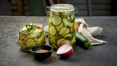 Маринованные кабачки – быстрая закуска без стерилизации