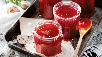 Джем з полуниці на зиму – простий рецепт з трьох інгредієнтів