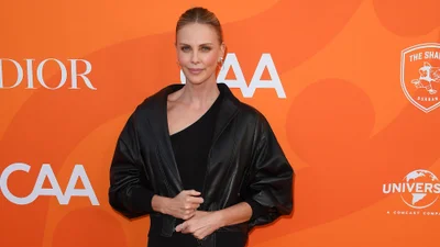 "Они ужасны": Шарлиз Терон резко высказалась о свадьбе Безоса и Санчес за 50 млн долларов