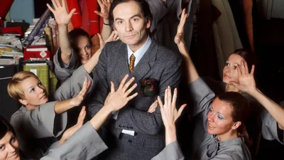 П’єр Карден і його незвичайний світ зі сковорідками, парфумами та космічними костюмами