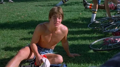 Гнев, деньги и гонки: темная сторона звездной жизни Тома Круза