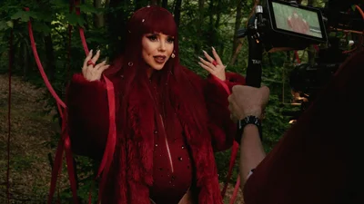 Вагітна СолоХа зняла кліп на пісню "Файна", яку подавала на Євробачення-2025