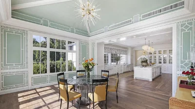 Роскошный интерьер дома, который Джей Ло с Беном Аффлеком никак не могут продать (фото)