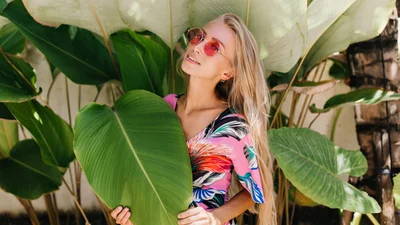 Не носи это летом, если не хочешь чувствовать себя дискомфортно: вот советы стилиста по образам на жаркие дни