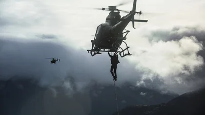 Небезпека за кадром: зірки, які серйозно травмувалися на зйомках