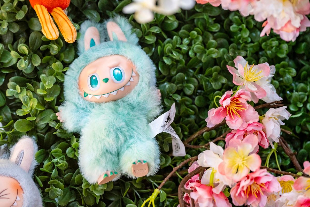 Labubu: откуда она взялась, и почему от нее сходит с ума мир - фото 740183