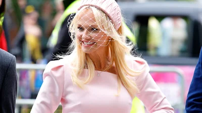 Эмма Бантон в пастельно–розовом: она до сих пор Baby Spice